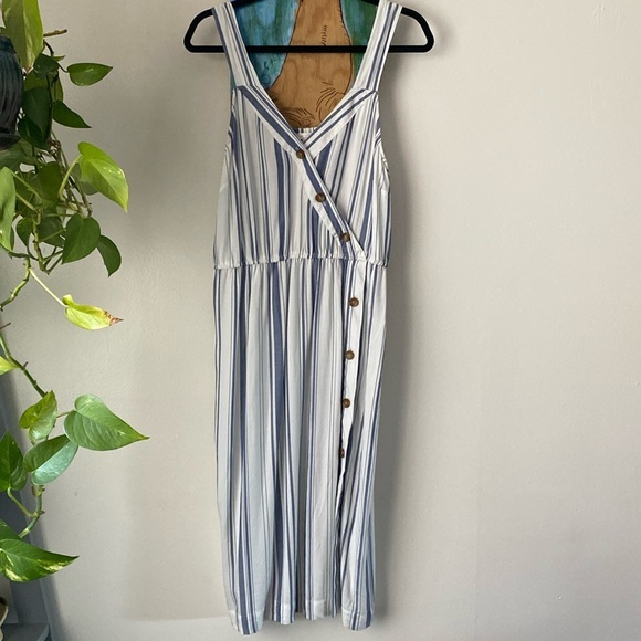 LC Lauren Conrad Dresses & Skirts - NWOT Lauren Conrad dress size petite xl